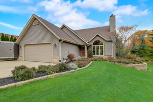 W Puetz Rd-004