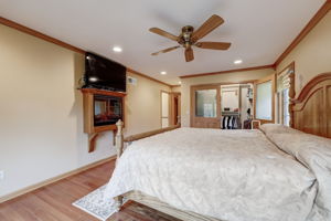 W Puetz Rd-045