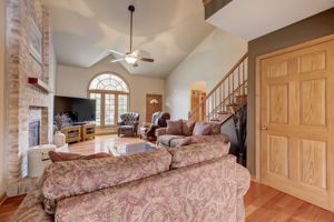 W Puetz Rd-012