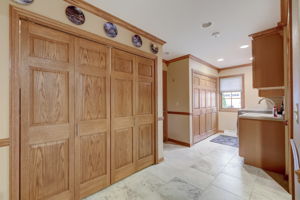 W Puetz Rd-052