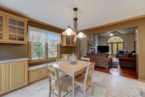 W Puetz Rd-016