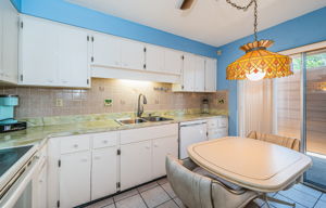 Kitchen11