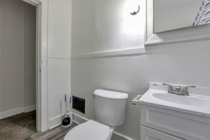  Photo 24