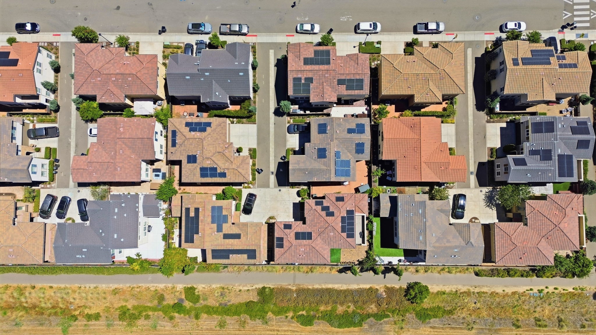 005_F8_AERIAL_384 Misty Cir