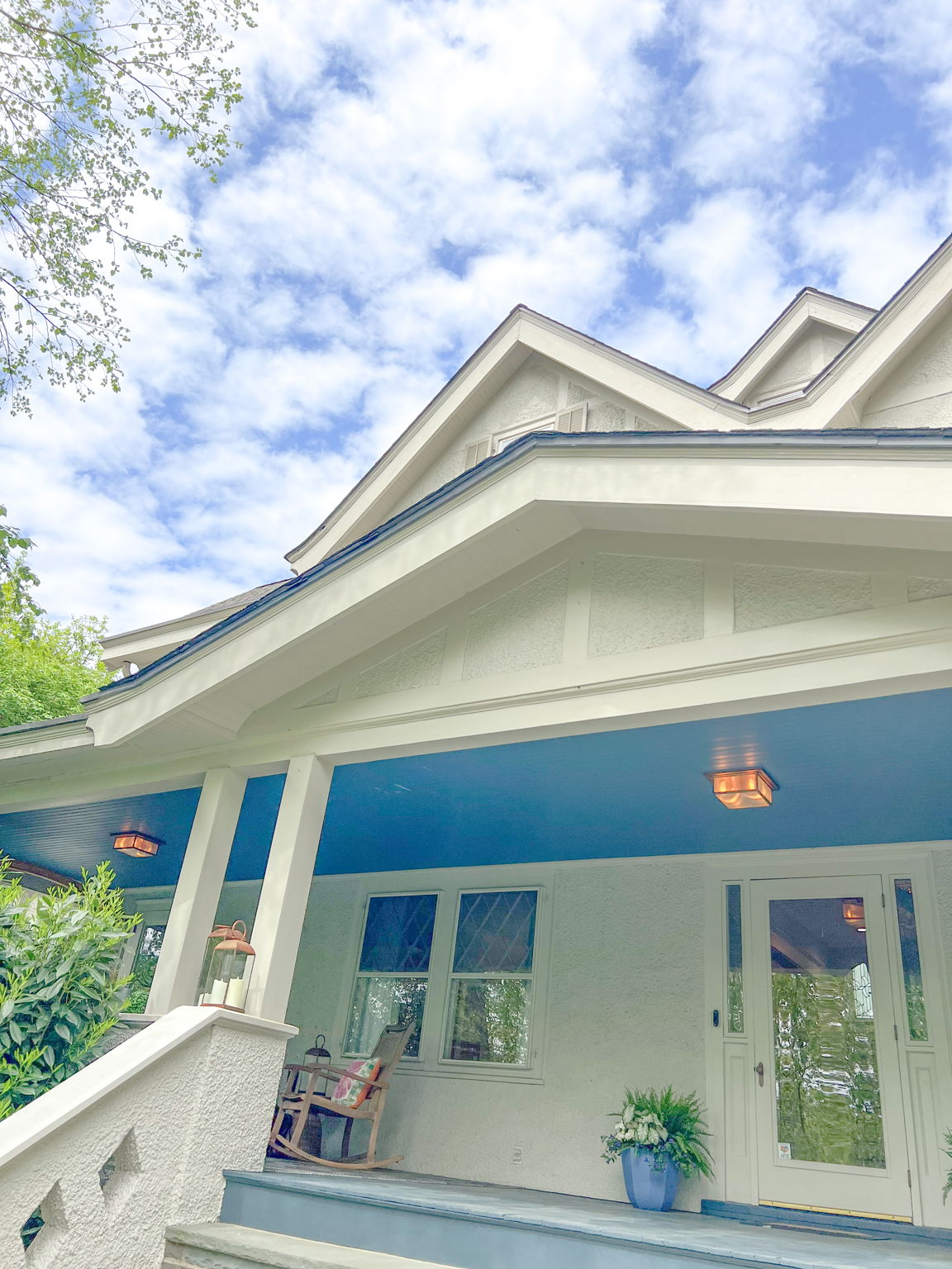 Porch ceilings have been painted sky-blue for centuries—to ward off spirits, to keep bugs away, or maybe just to make every morning feel a little more like heaven. At 384 Upper Mountain, even the ceiling knows how to keep you calm.