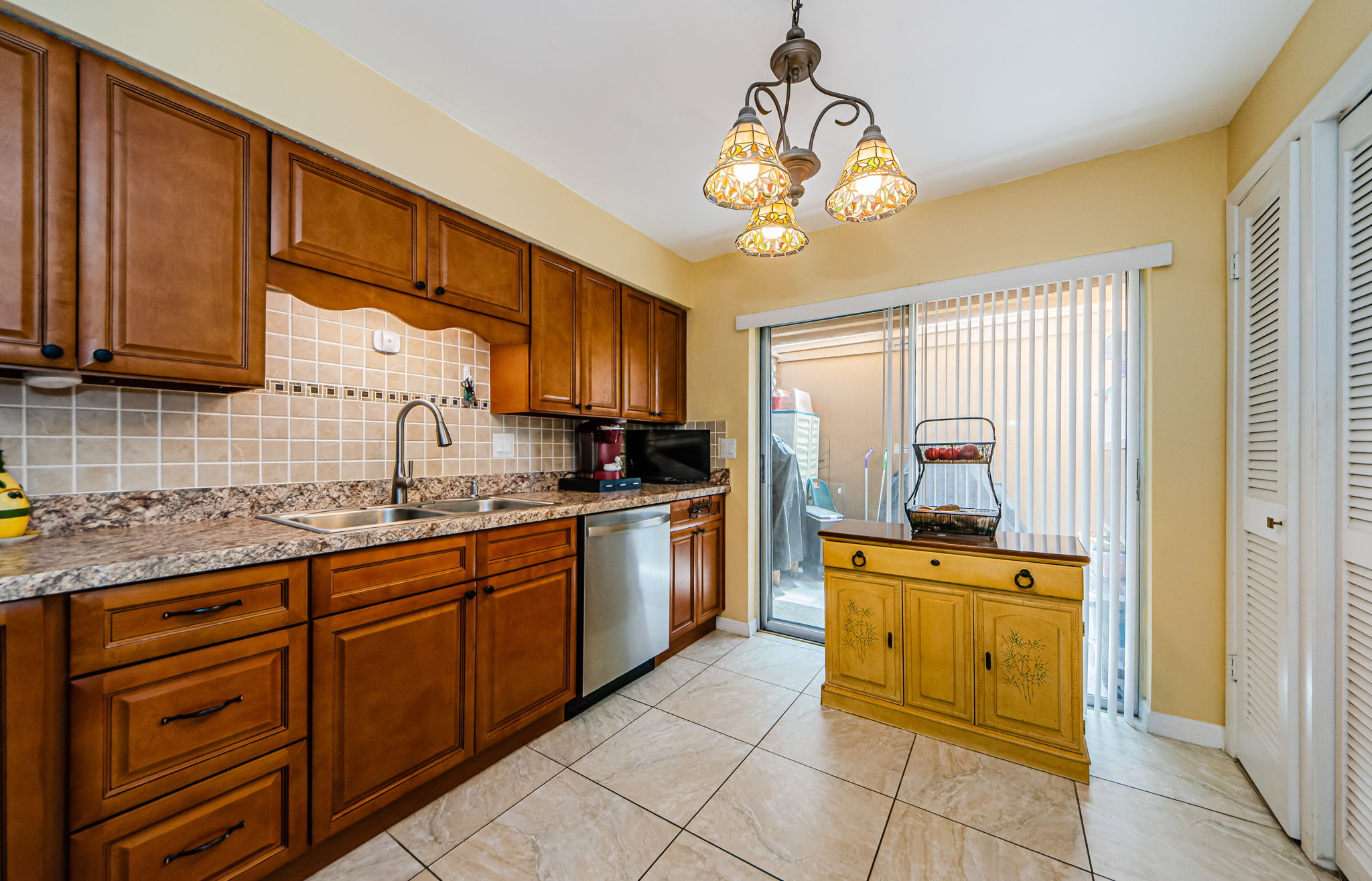 Kitchen 1