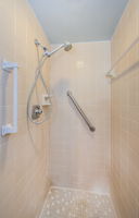 Master Bathroom 1b