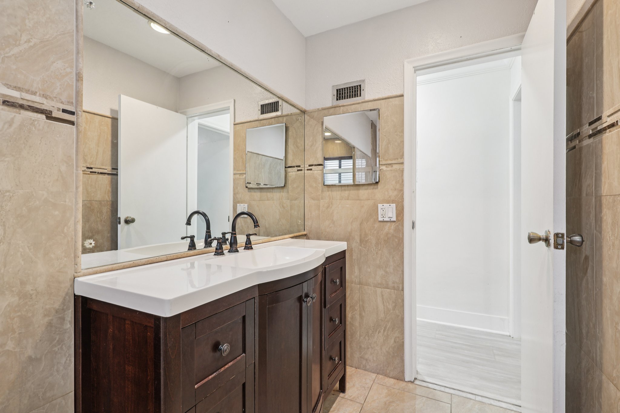 SW 68th Ave-S2806-029.jpg