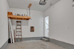  Photo 30