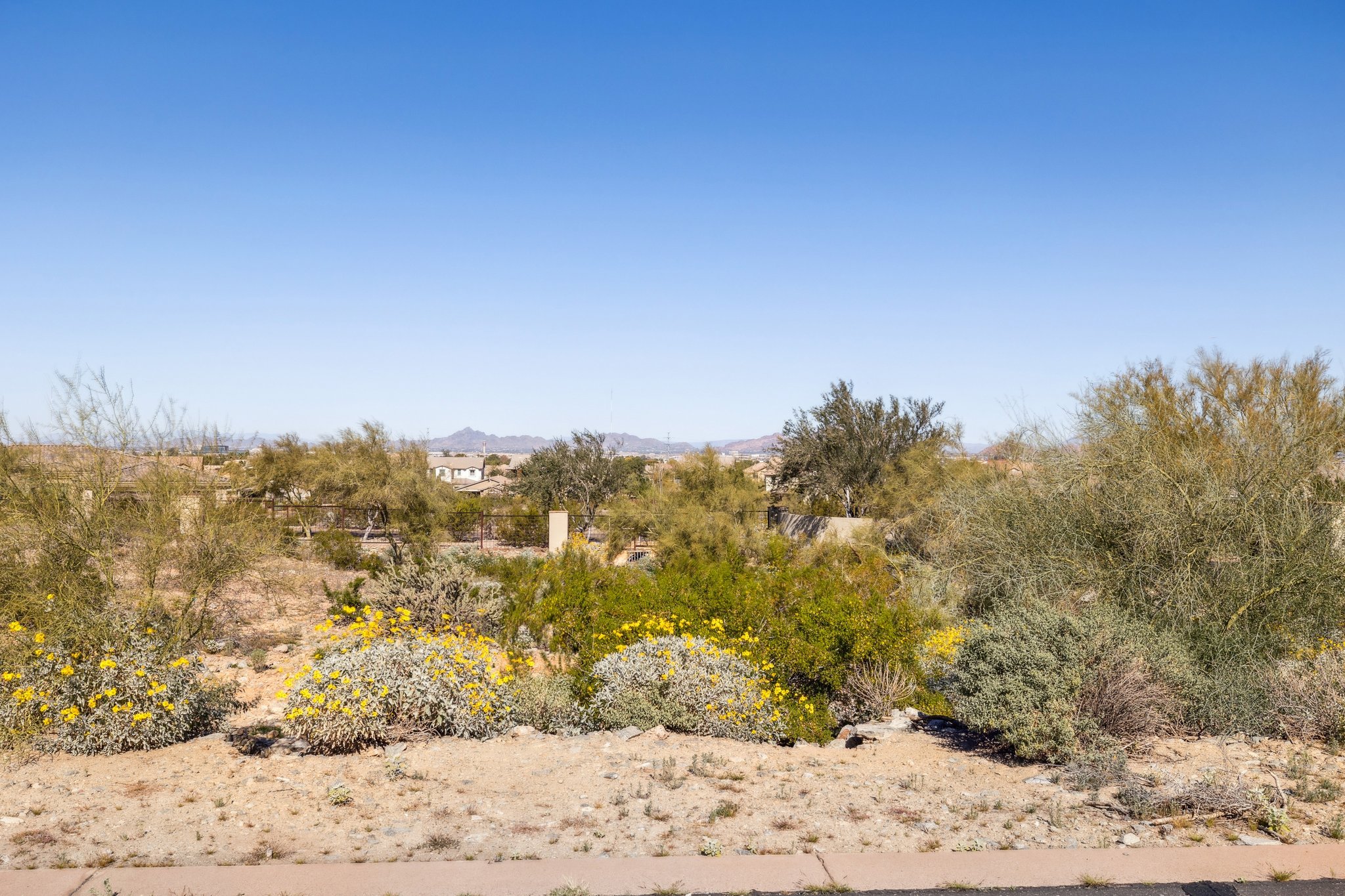 3844 E Melody Dr - 004.jpg