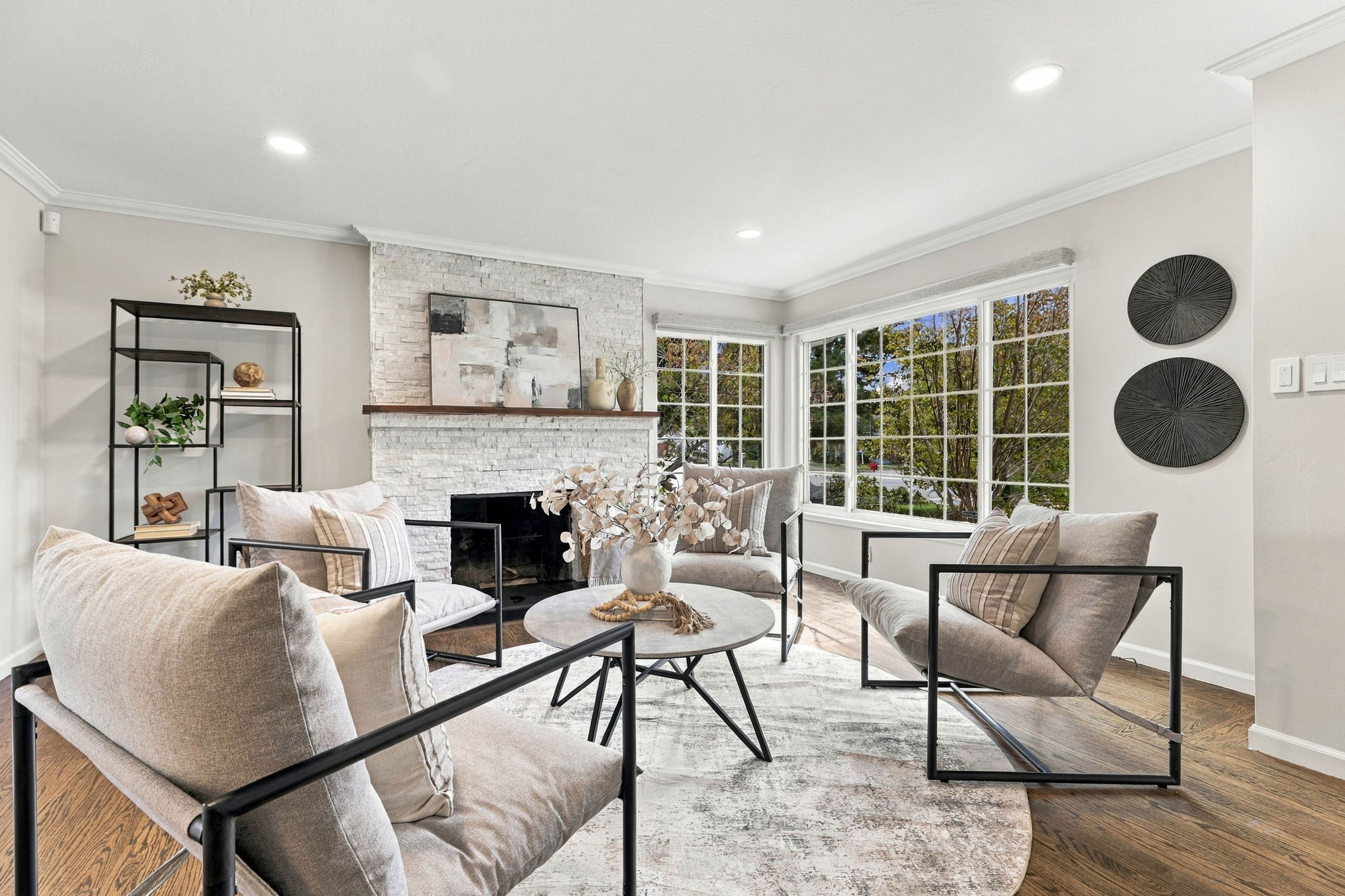 008_F8_38454 Glenview Dr