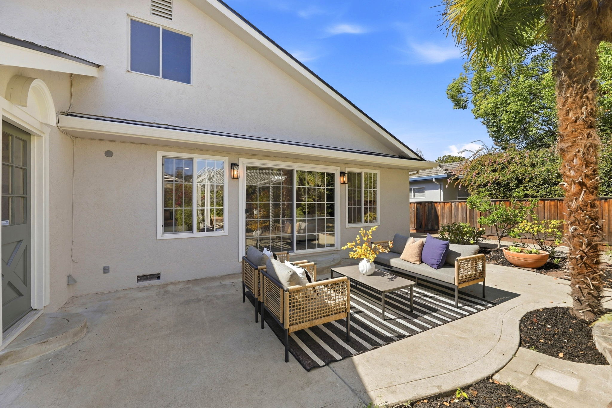 034_F8_38454 Glenview Dr