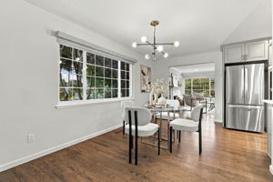 017_F8_38454 Glenview Dr