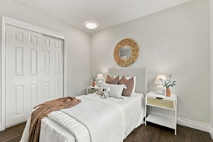 020_F8_38454 Glenview Dr