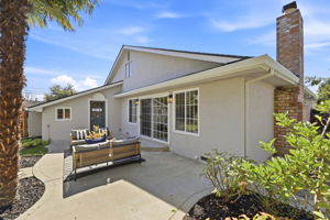 036_F8_38454 Glenview Dr