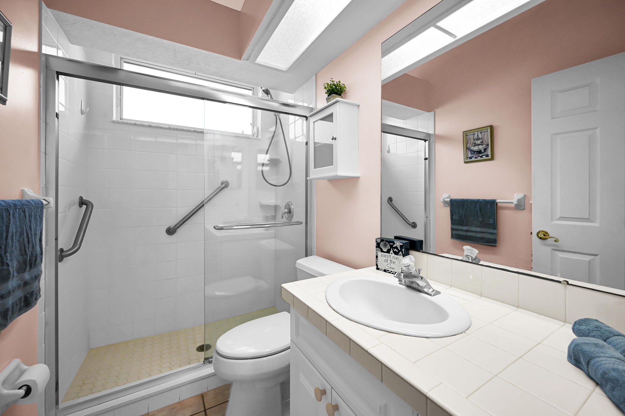 Bathroom2