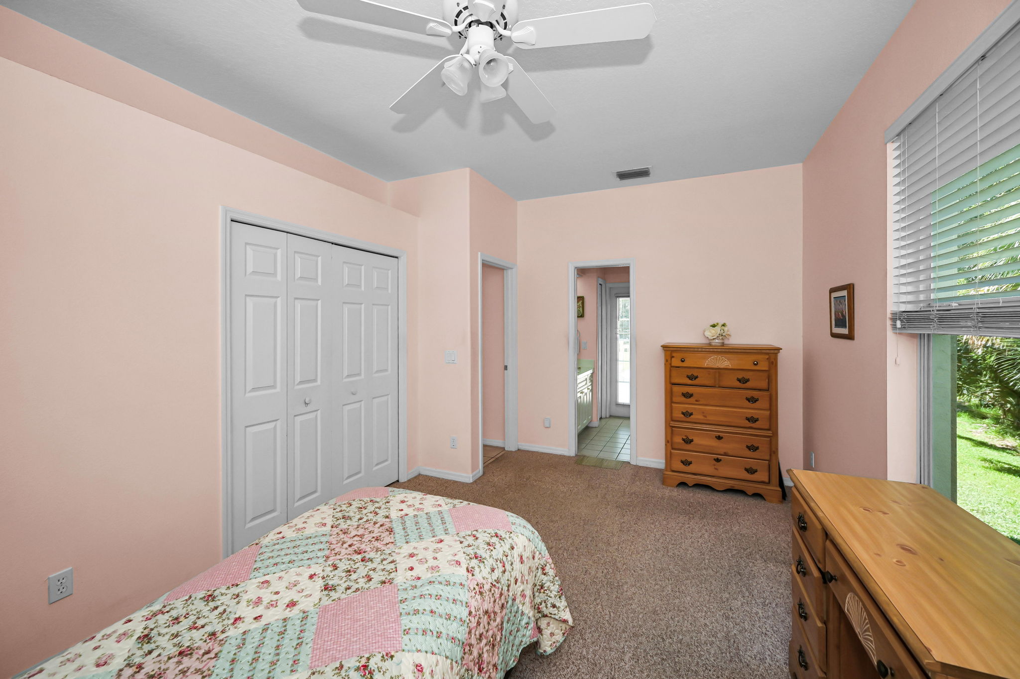 Guest Bedroom2b