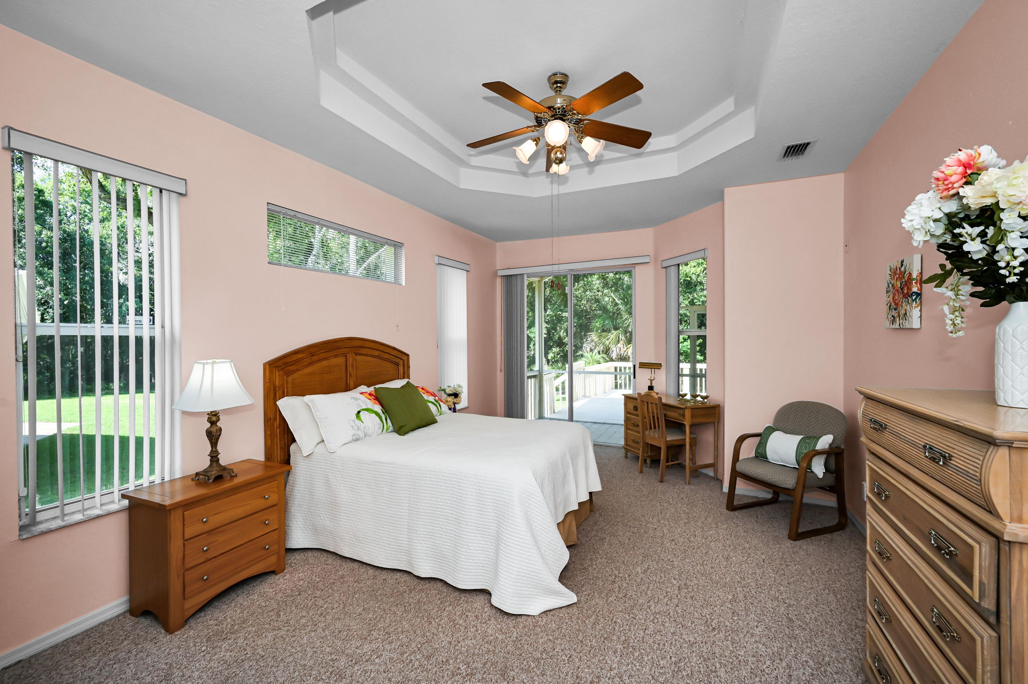 Primary Bedroom1a