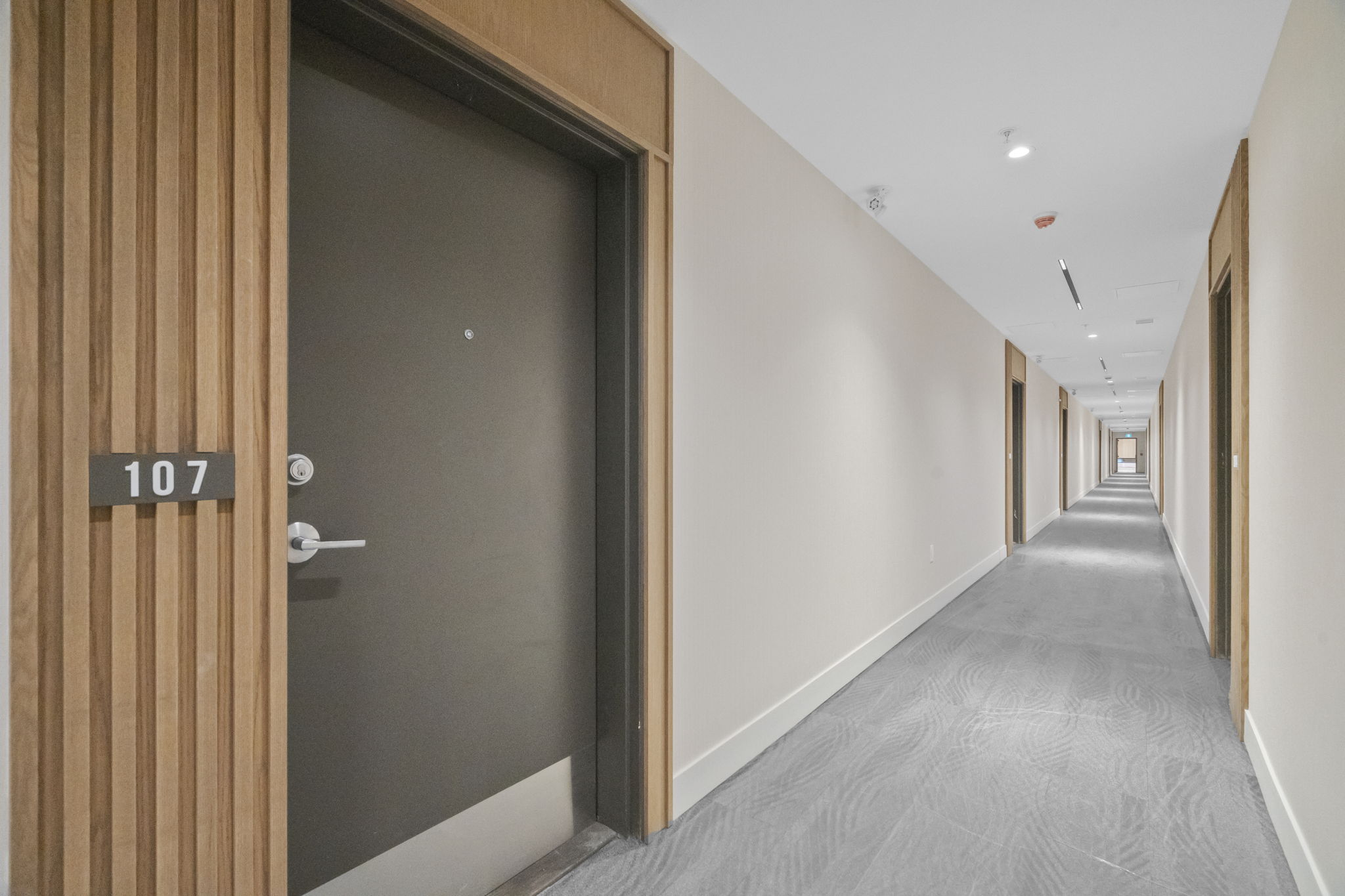 385 Arctic Red Dr Unit 107 Oshawa, ON L1L 0H8