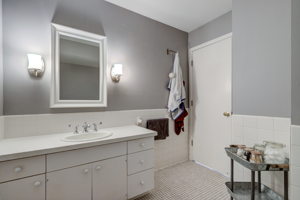 Main Bathroom