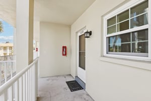 13th Ave N 210-L1704-006.jpg