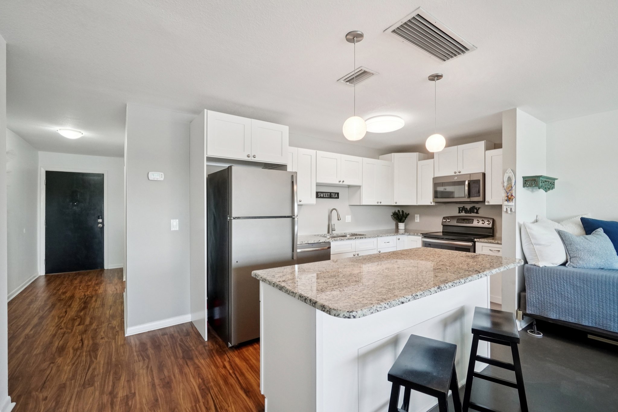 3850 13th Ave N APT 212-L1604-012.jpg