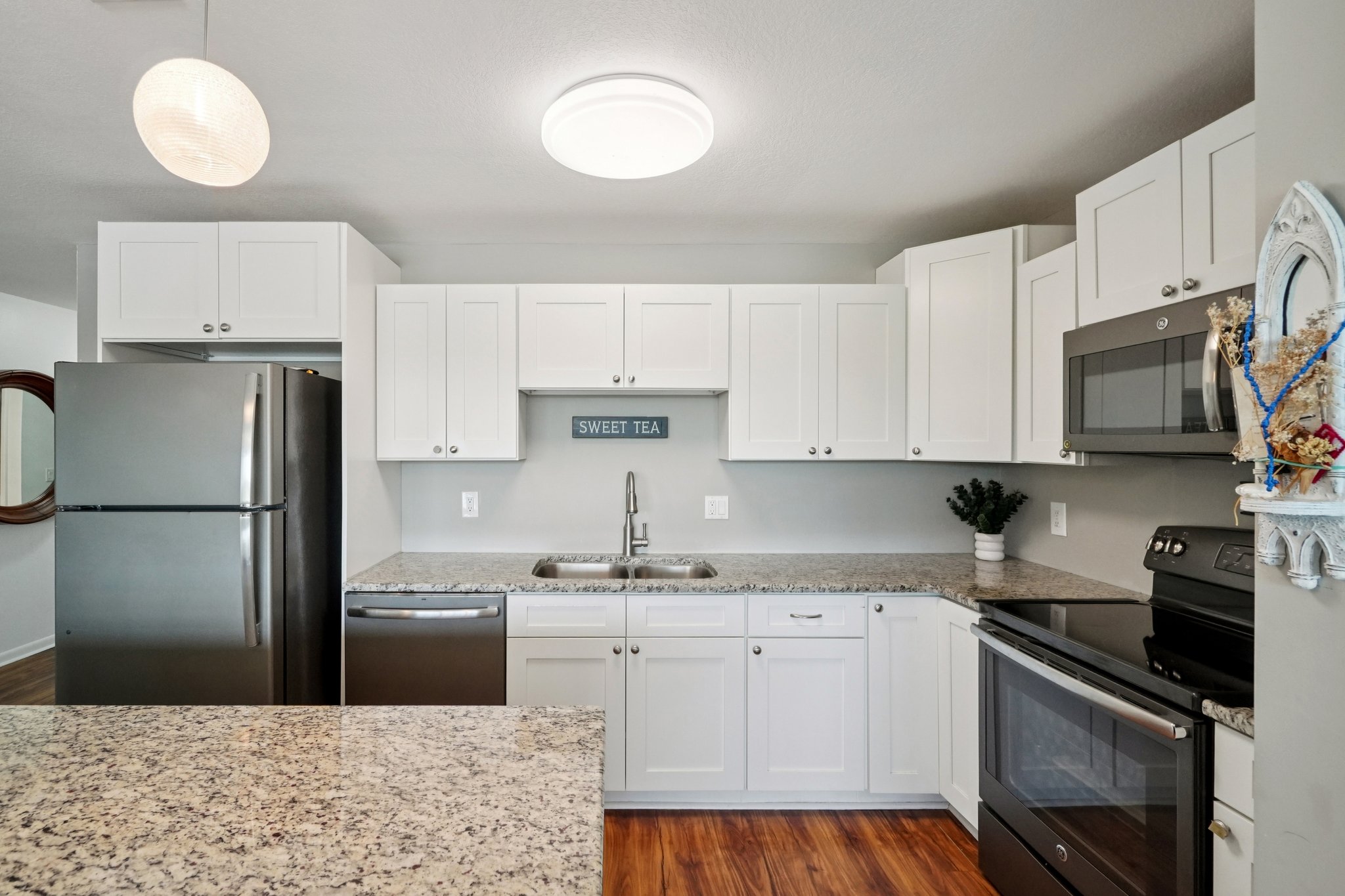 3850 13th Ave N APT 212-L1604-017.jpg