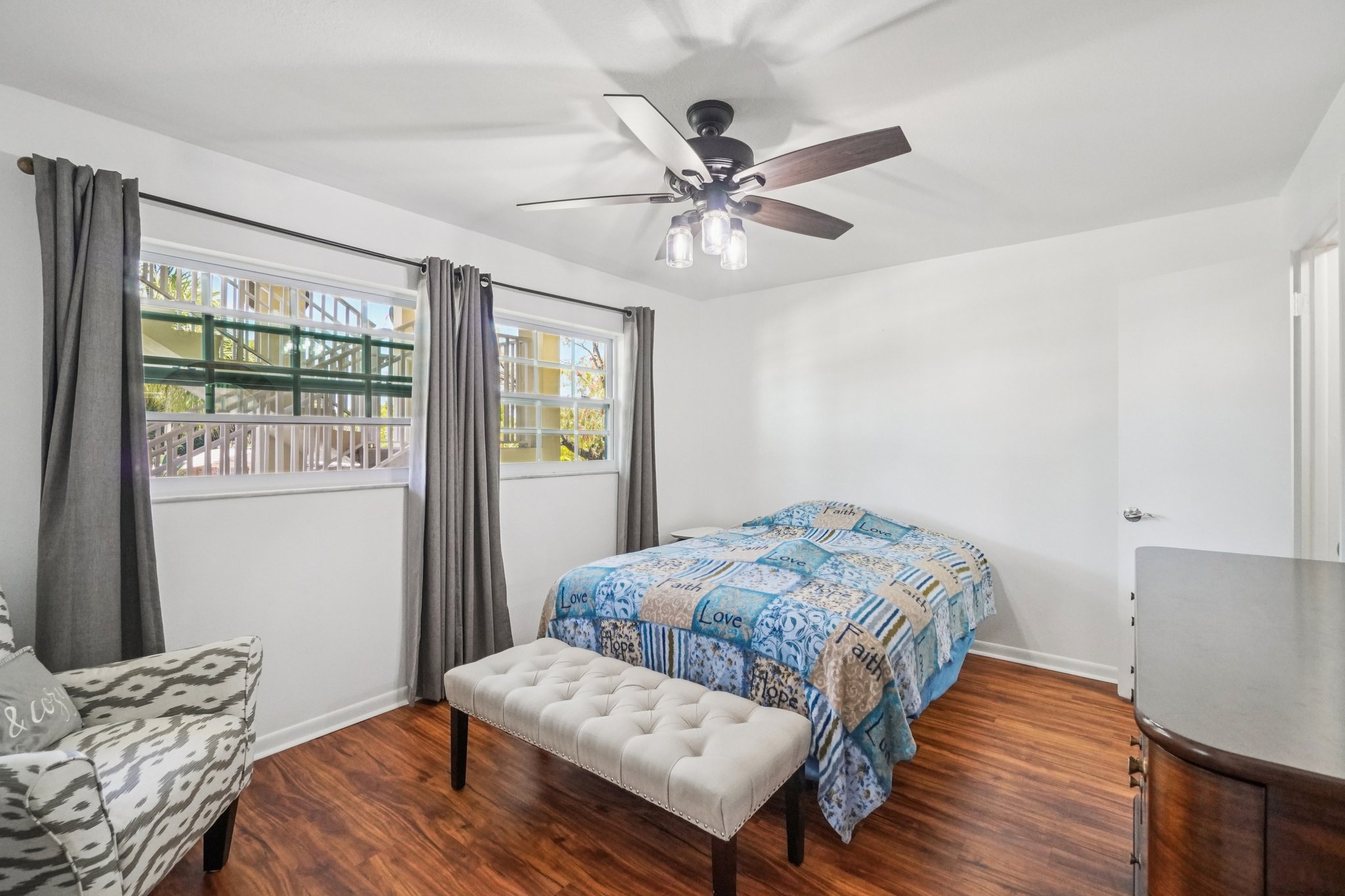 3850 13th Ave N APT 212-L1604-020.jpg