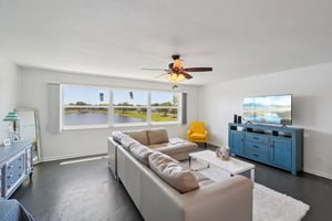 3850 13th Ave N APT 212-L1604-006.jpg