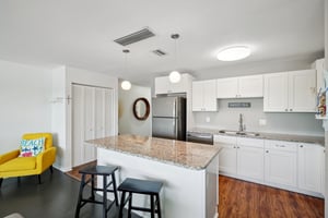 3850 13th Ave N APT 212-L1604-018.jpg