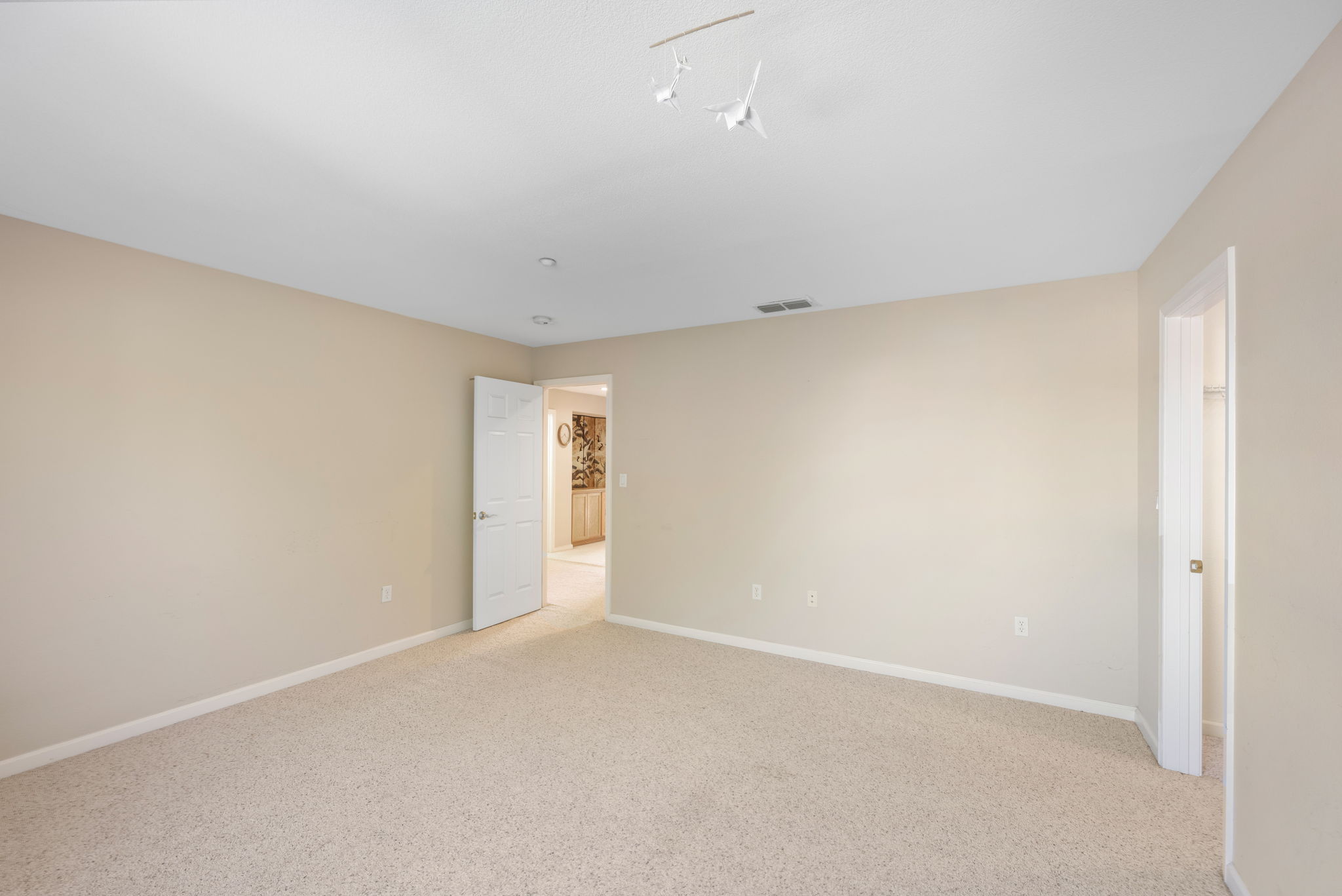 2023-08-26 - 3850 Collins St West Sacramento CA 49