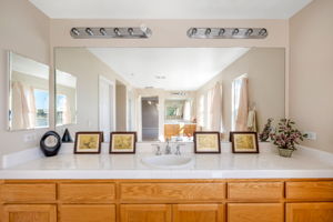 2023-08-26 - 3850 Collins St West Sacramento CA 62