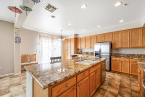 2023-08-26 - 3850 Collins St West Sacramento CA 28