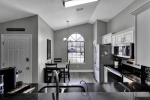  Photo 0