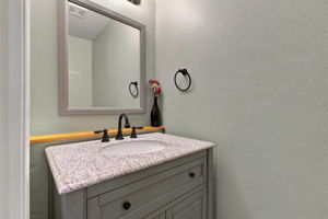  Photo 30