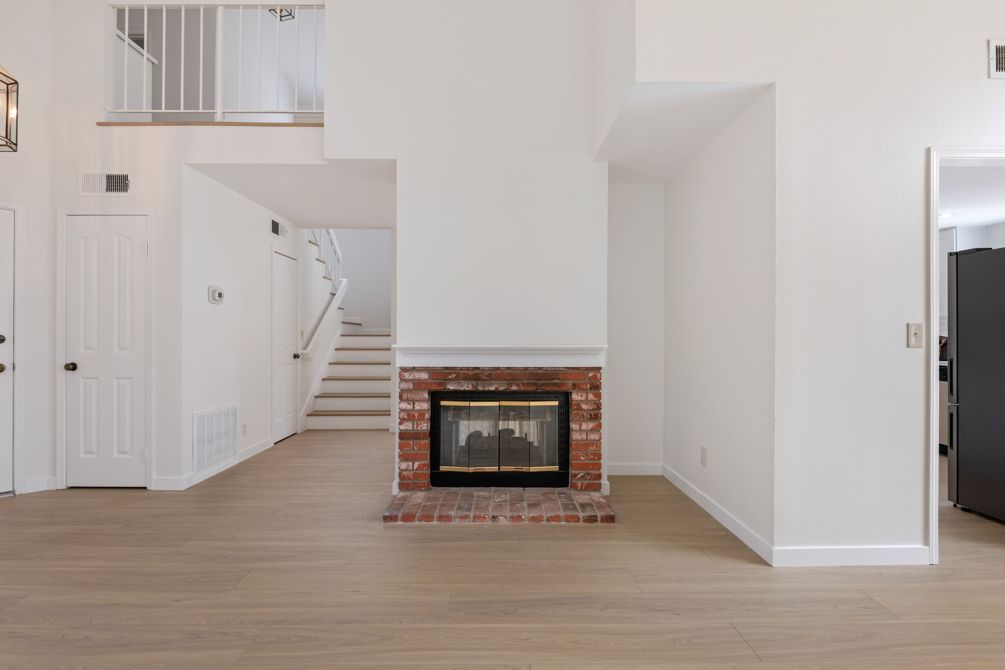 09-Living Room