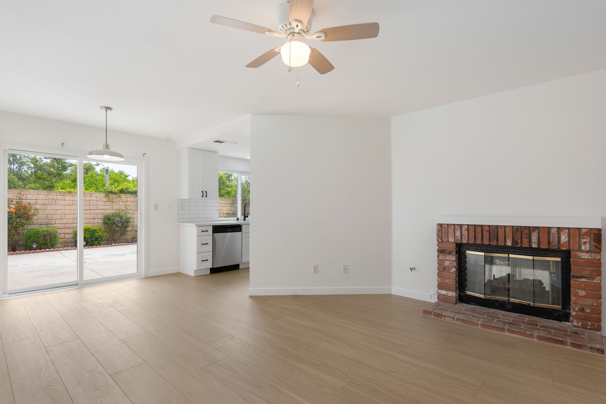 11-Family Room
