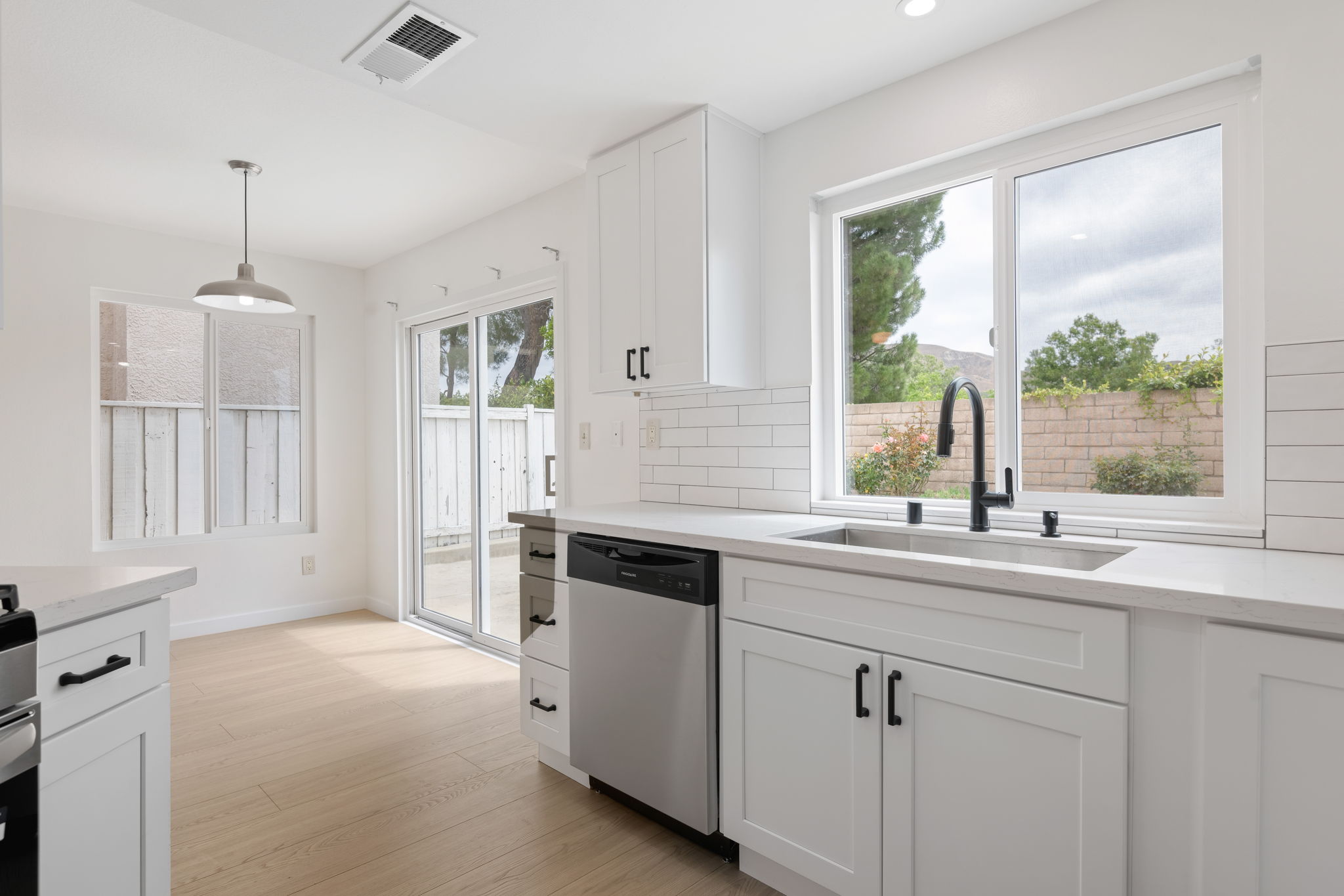 17-Kitchen