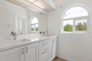 27-Primary Bathroom