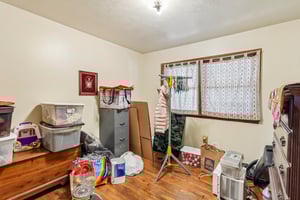 N Broadway-S2304-022.jpg