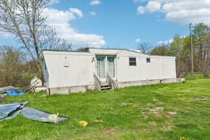 N Broadway-S2304-038.jpg