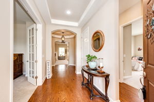 Stunning Entry Foyer