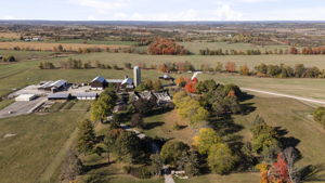  Photo 0