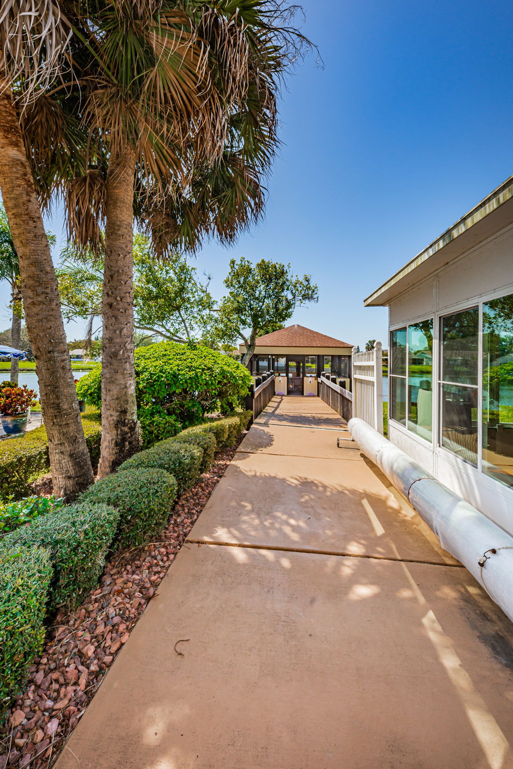 40-Screened Deck
