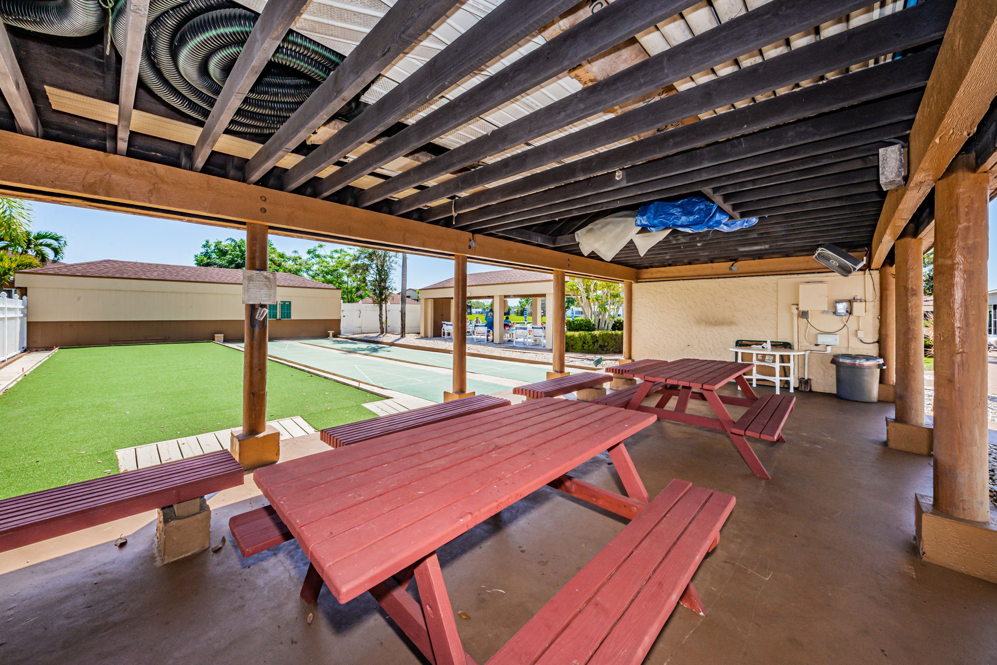 23-Lanai