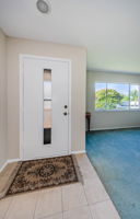 Foyer 1