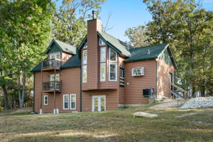  Photo 48