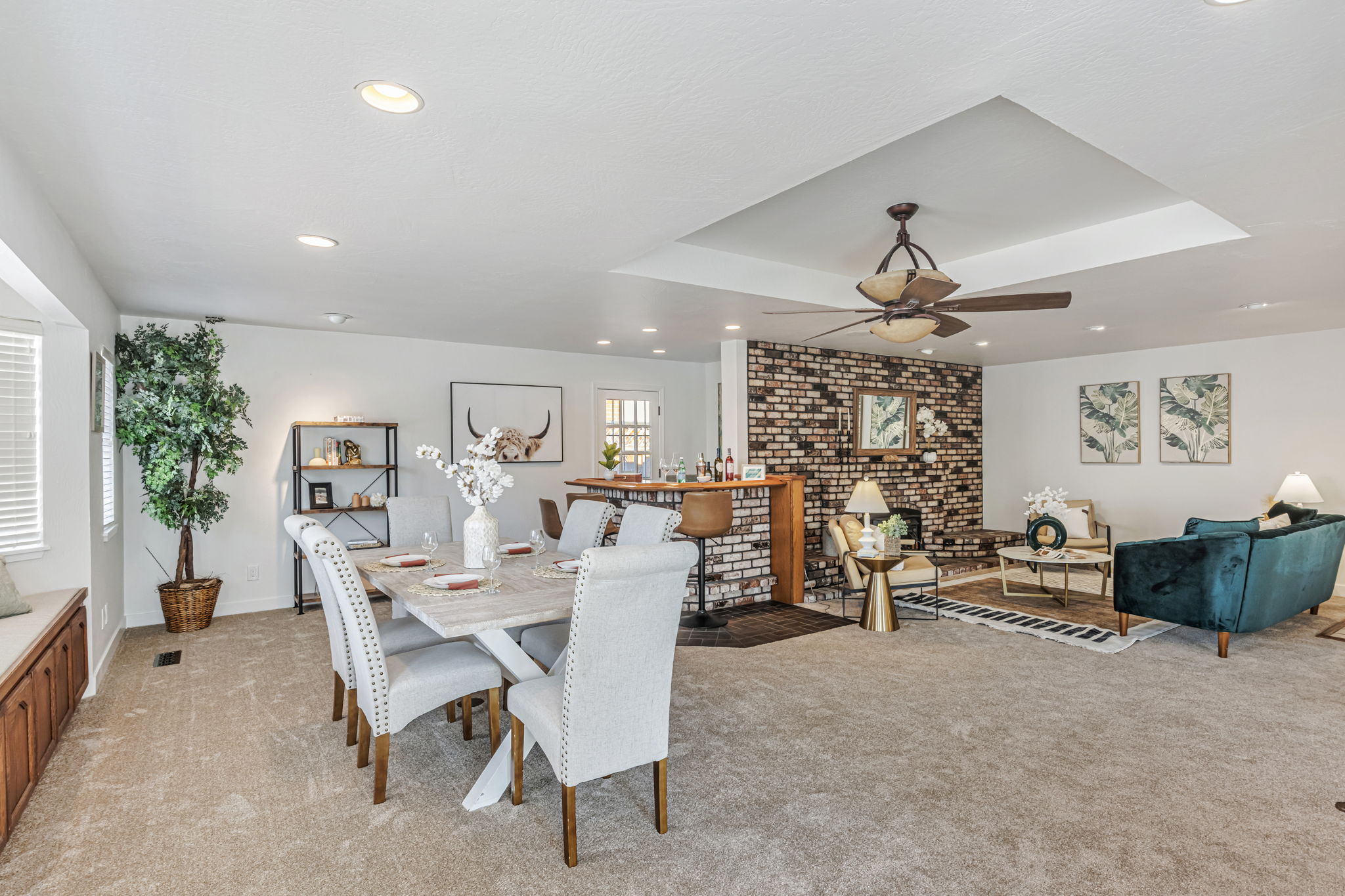 024_38597 Farwell Dr
