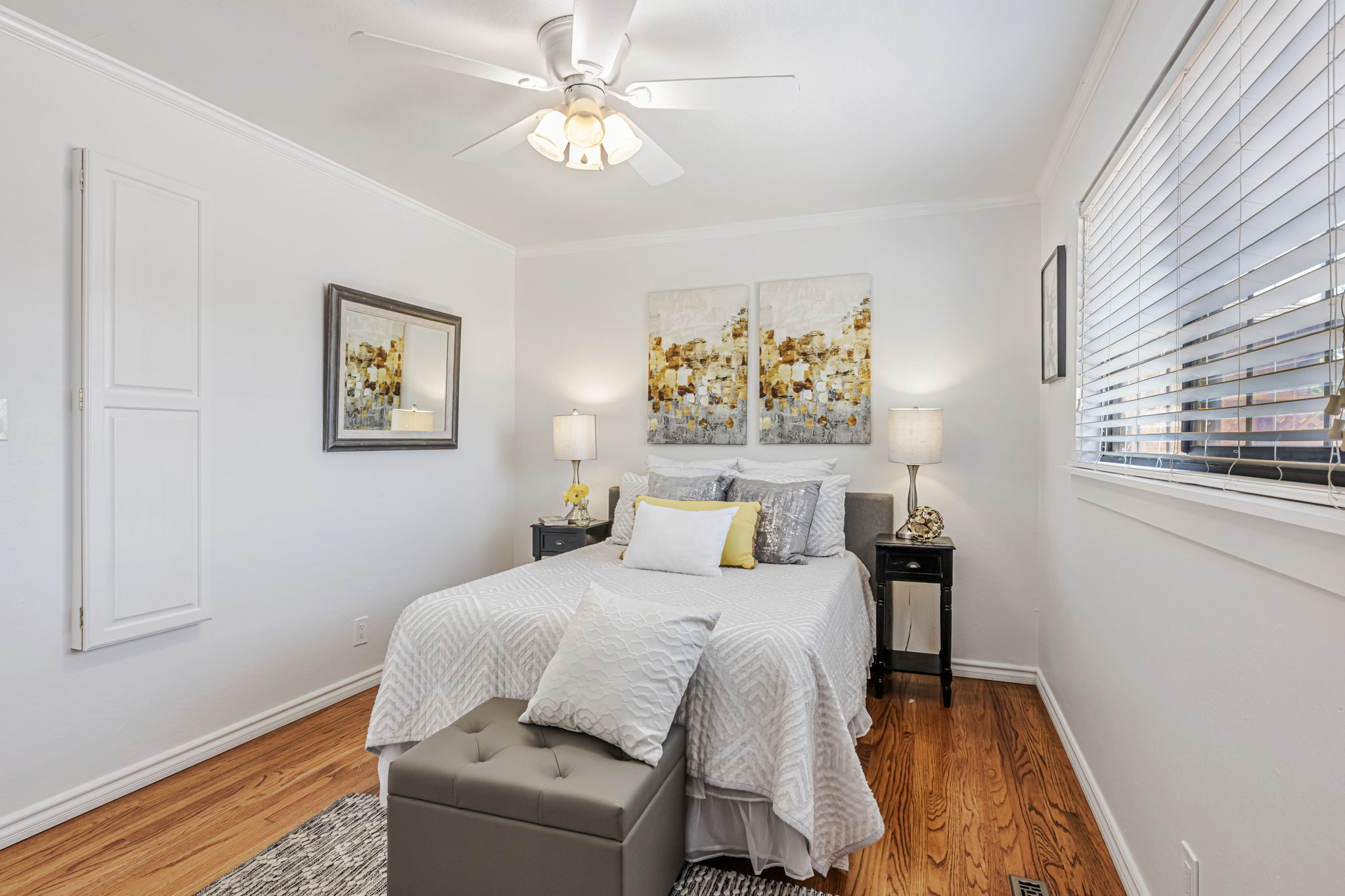 032_38597 Farwell Dr