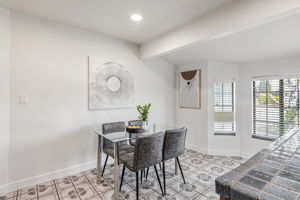 022_38597 Farwell Dr